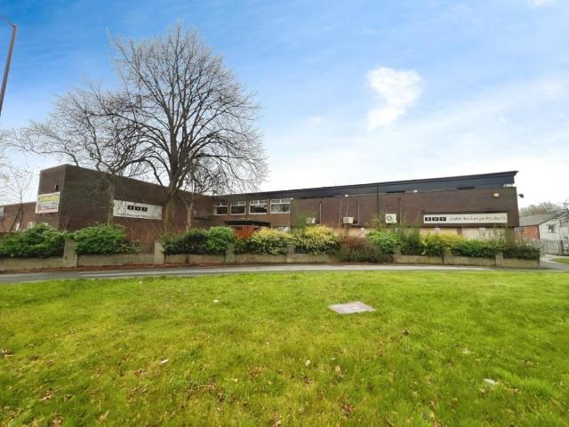 Flat for sale in Bedford, Wigan