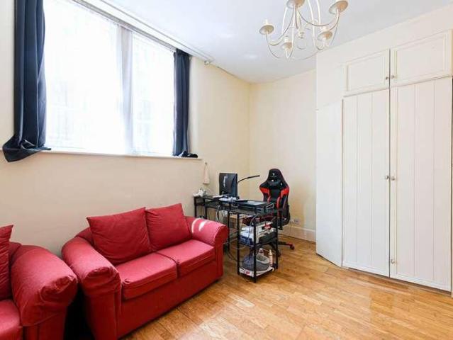 Flat for sale in Victoria, Isle Of Man