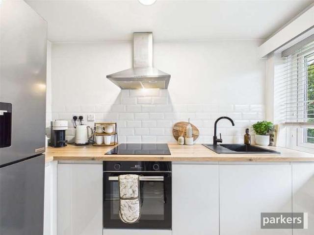 Flat for sale in Katesgrove, Reading