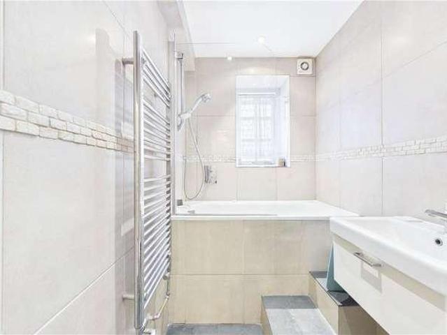 Flat for sale in Millbank Estate, Greater London