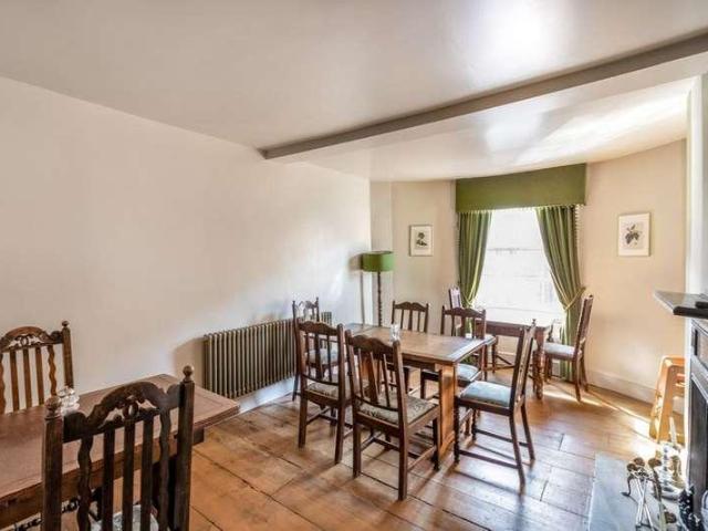 Flat for sale in Thrumpton, Costhorpe