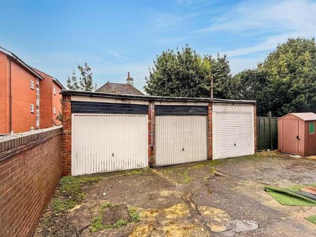 Flat for sale in Upperton, Eastbourne
