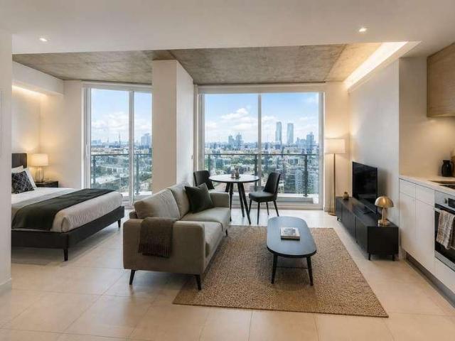 Flat for sale in Canning Town, Greater London