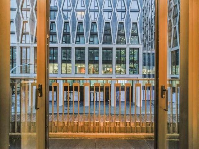 Flat for sale in Westminster, Greater London