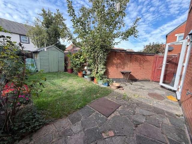 Flat for sale in Grove Village, Greater London