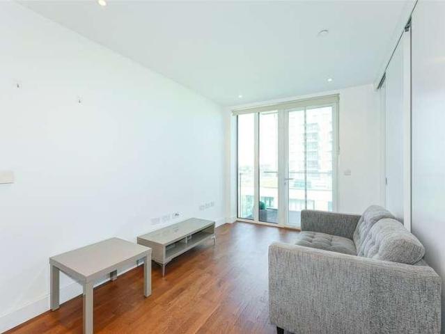 Flat for sale in Glyndon, Plumstead