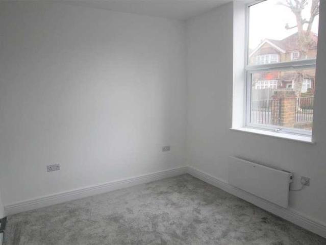 Flat for sale in Royal Borough of Kingston upon Thames, Greater London