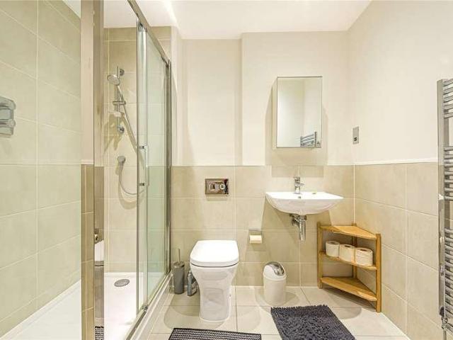 Flat for sale in Fishery, Maidenhead