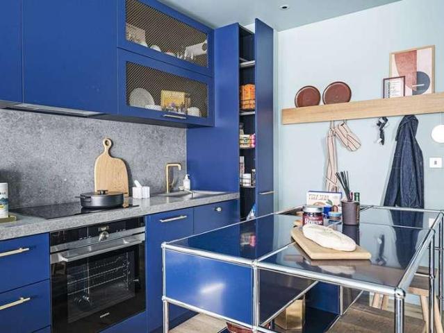 Flat for sale in E14, London