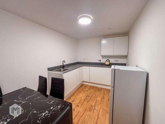 Flat for sale in Salford, Greater Manchester