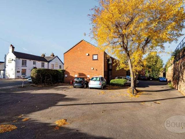 Flat for sale in Charlotteville, Westborough