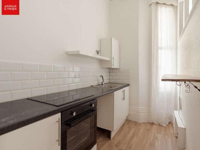 Flat for sale in Brunswick, Brighton