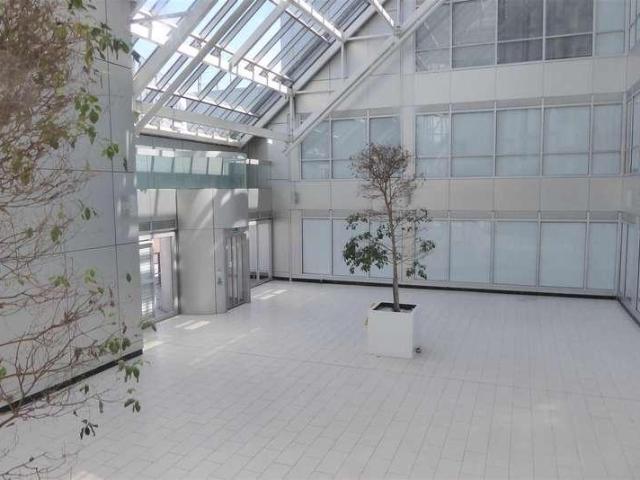Flat for sale in London Borough of Hounslow, Greater London