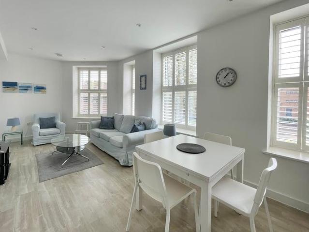 Flat for sale in Guildford Park, Westborough