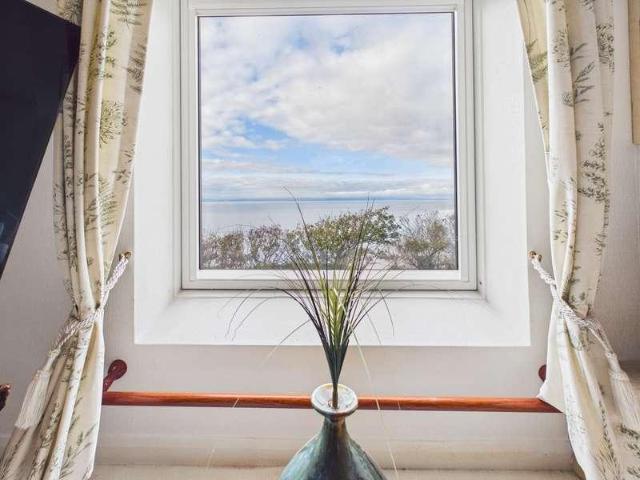 Flat for sale in Cliftonville, Weston-super-Mare