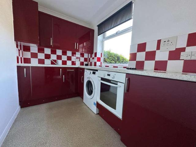 Flat for sale in Pachesham Park, Surrey