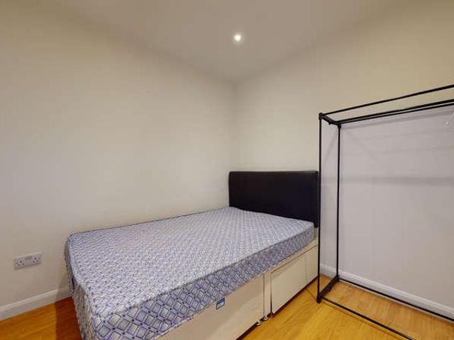 Flat for sale in Mill Quay, Isle Of Dogs