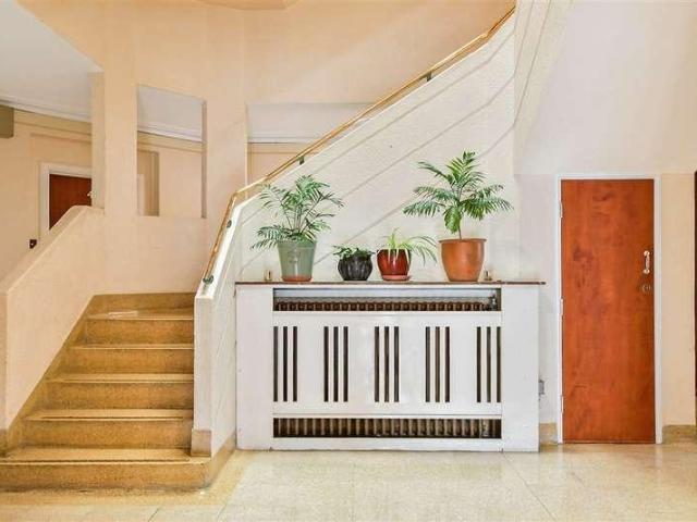 Flat for sale in West Worthing, Worthing