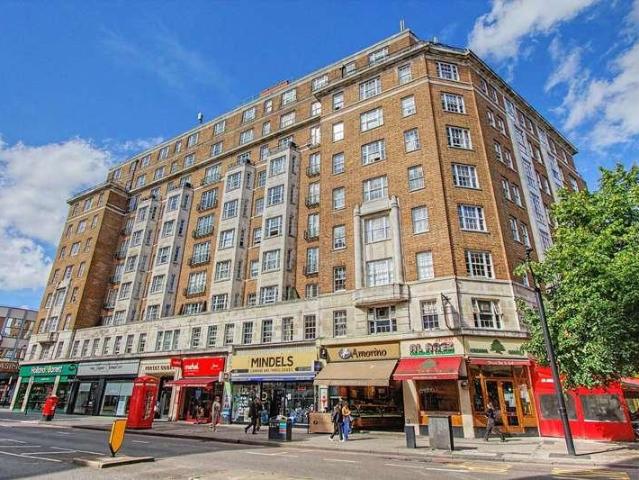 Flat for sale in Paddington, Greater London