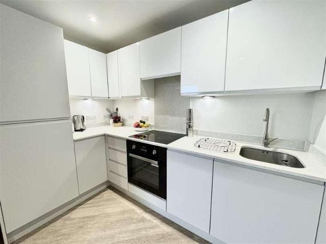 Flat for sale in Poole