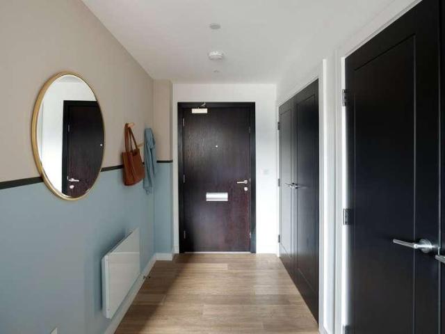 Flat for sale in Birch Green, Lower Halliford
