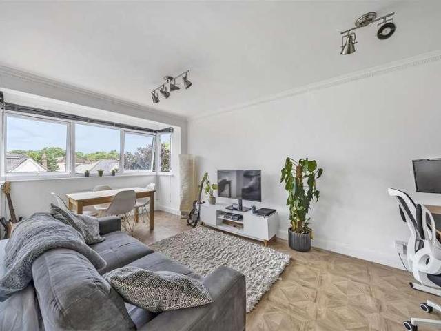 Flat for sale in Greater London