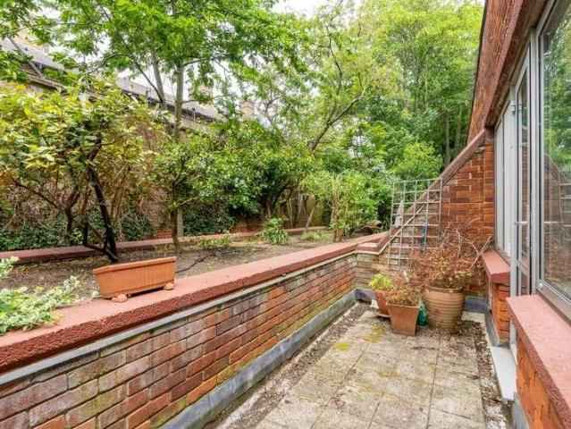 Flat for sale in Fitzrovia, Greater London