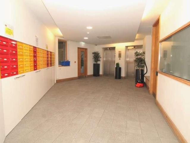 Flat for sale in Round Hill, Brighton & Hove