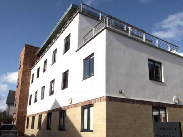Flat for sale in Barracks, The Bridge
