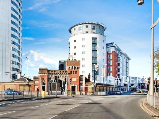 Flat for sale in Portsea, City Of Portsmouth