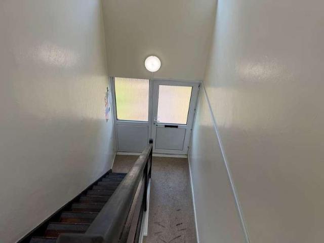 Flat for sale in Feckenham, City Of Bristol