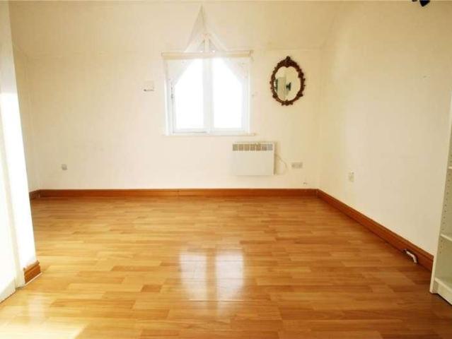 Flat for sale in Greater London