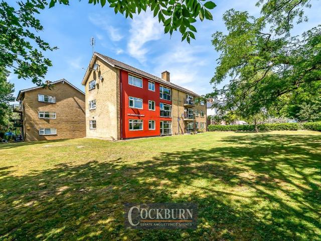 Flat for sale in London Borough of Lewisham, Greater London