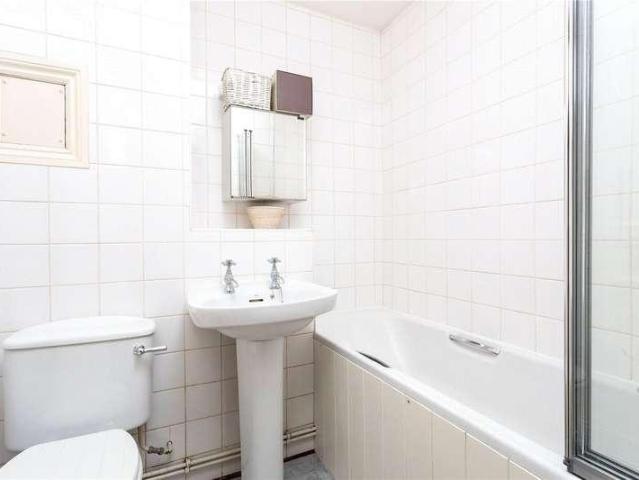 Flat for sale in Spitalfields, Whitechapel