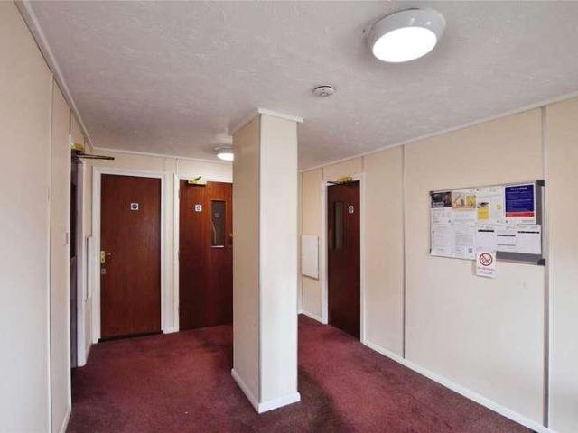Flat for sale in Colchester, Hythe