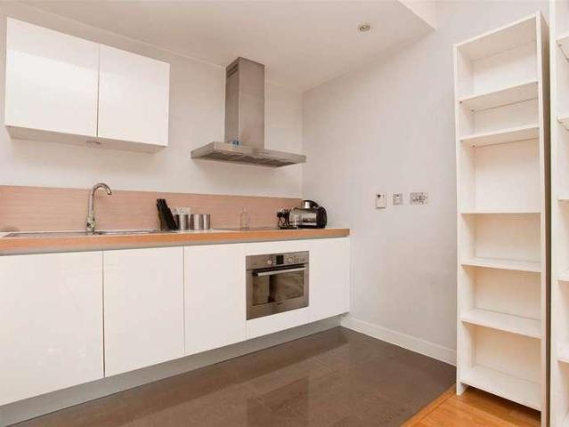Flat for sale in Pimlico, Greater London