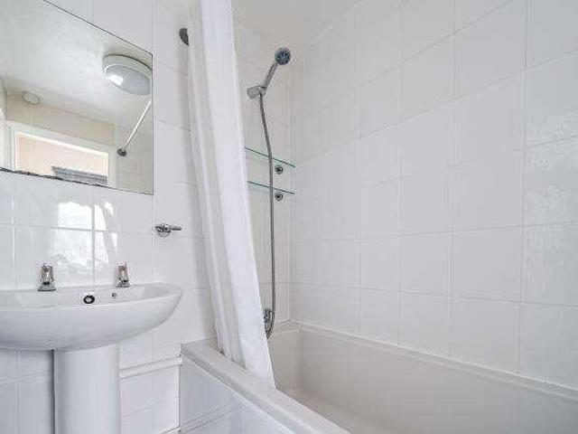 Flat for sale in Whitley, Reading