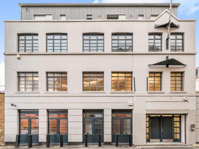Flat for sale in Chalk Farm, Isle Of Man