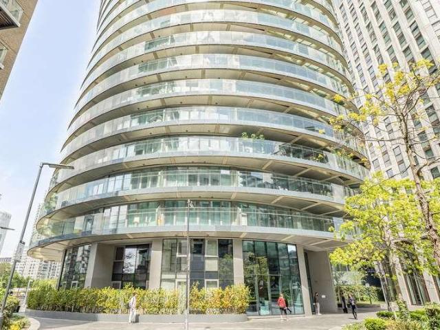 Flat for sale in Isle Of Dogs, Greater London