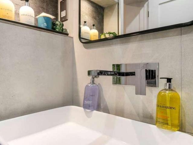 Flat for sale in Belsize Park, Primrose Hill