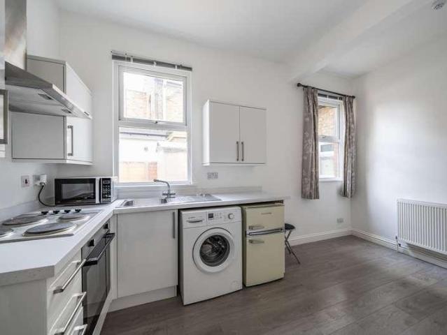 Flat for sale in Rickmansworth, The Cedars Estate
