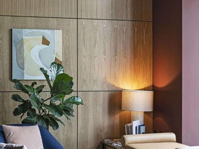 Flat for sale in E14, London