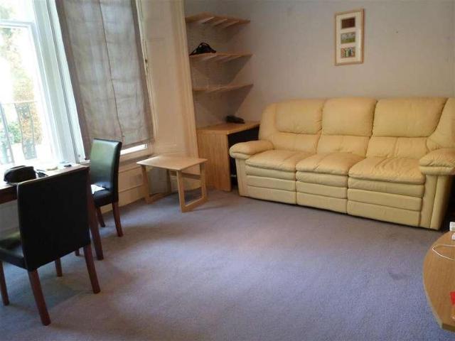 Flat for sale in Bayswater, Greater London