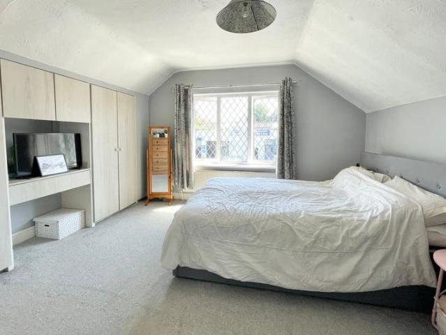 Flat for sale in Farnborough, Hampshire