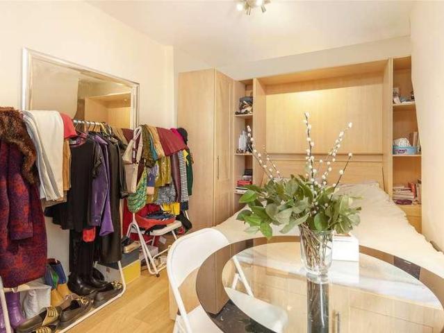 Flat for sale in London Borough of Camden, Greater London