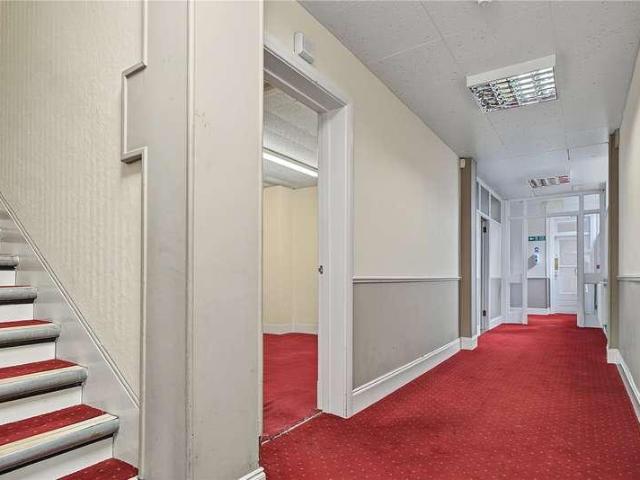 Flat for sale in Old Town, Swindon