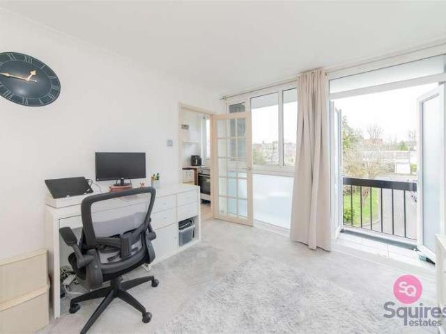 Flat for sale in London Borough of Barnet, Greater London