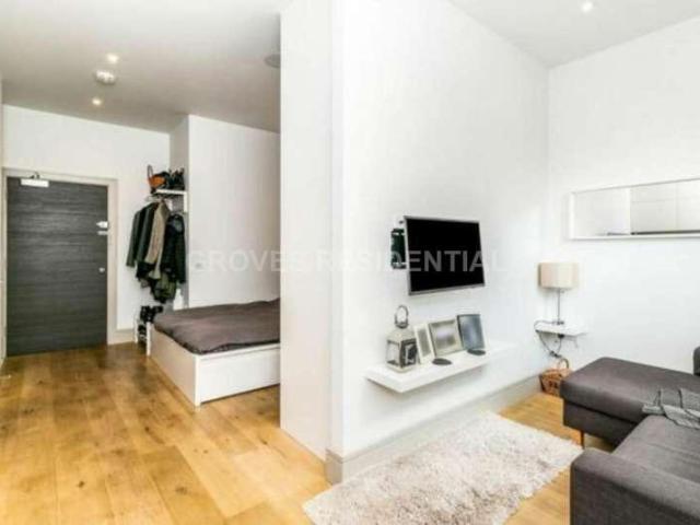 Flat for sale in London Borough of Merton, Greater London