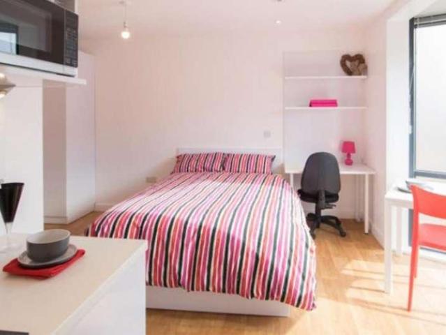 Flat for sale in Headingley Hill, Headingley