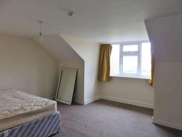 Flat for sale in Stepney, Hull